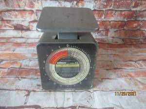 lot 160 image: PELOUZE POSTAL SCALE MODEL K5