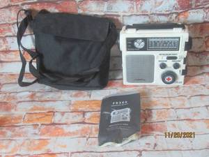 lot 161 image: AMERICAN RED CROSS MULTIPURPOSE RADIO MODEL FR300