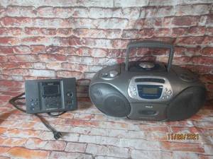 lot 162 image: 2 RCA STEREO TUNERS