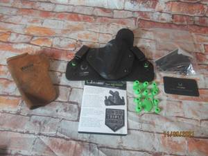 lot 167 image: ALIEN GEAR HOLSTER AND GALCO LEATHER GUN HOLSTER