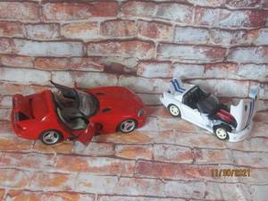 lot 232 image: 2 DODGE SCALE CARS