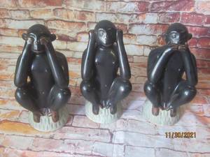 lot 234 image: WISE MONKEY FIGURINES GLAZED TERRACOTTA