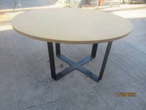 lot 257 image: 57 DIAM WOOD TOP TABLE WITH METAL BASE
