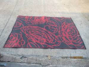 lot 279 image: CARPET DIEM MAD MATS 71X48 MAT