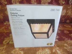 lot 22 image: 1 HAMPTON BAY TRANSITIONAL COLLECTION EXTERIOR CEILING LIGHT FIXTURE