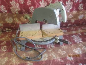 lot 54 image: ROCKWELL MOTORIZED MITER BOX 34-010