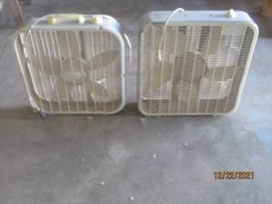 lot 142 image: 2 LASKO BOX FANS