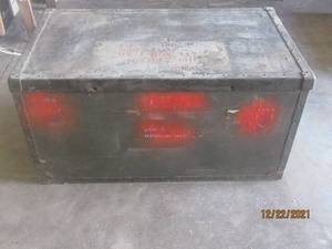 lot 143 image: U.S.A MILITARY ISSUED TRUNK