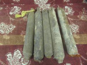 lot 179 image: 5 VINTAGE CAST IRON WINDOW WEIGHTS 4, 5 AND 6 LBS