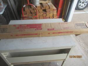lot 252 image: DOAN CROSS TEES SDXSDXL 424 PARTIAL BOX