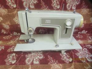 lot 263 image: Sears Kenmore Sewing Machine (No Foot Pedal)