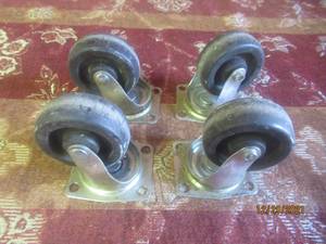 lot 201 image: 4 CASTERS