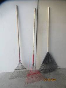 lot 231 image: 3 YARD RAKES