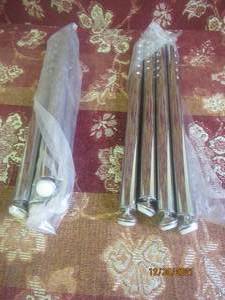 lot 284 image: 2 SETS OF 4 TABLECHAIR LEGS