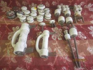 lot 294 image: VINTAGE GERMAN FUSES, INSULATORS SEE PICS