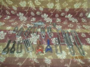 lot 333 image: ASSORTED LEATHER PUNCH TOOLS