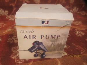 lot 250 image: GREATLAND OUTDOORS AIR MATTRESS PUMP