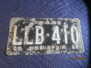 lot 8 image: VINTAGE TEXAS 1968 LICENSE PLATE