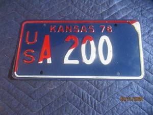 lot 9 image: VINTAGE KANSAS 1976 LICENSE PLATE