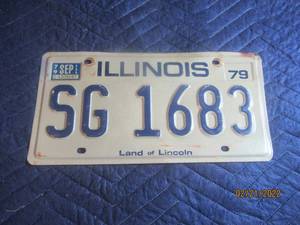 lot 38 image: VINTAGE ILLINOIS 1979 LICENSE PLATE
