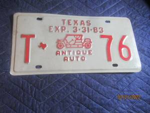lot 48 image: VINTAGE TEXAS 1983 LICENSE PLATE