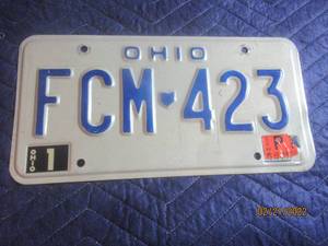 lot 57 image: VINTAGE OHIO 1982 LICENSE PLATE