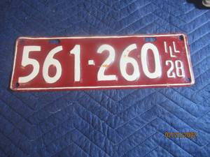 lot 62 image: VINTAGE ILLINOIS 1928 LICENSE PLATE