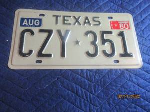 lot 71 image: VINTAGE TEXAS 1980 LICENSE PLATE