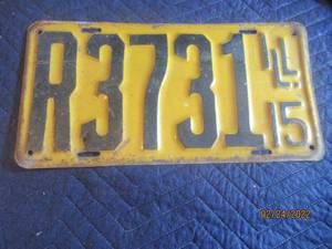 lot 141 image: VINTAGE 1915 ILLINOIS LICENSE PLATE