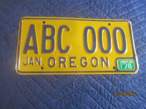 lot 151 image: VINTAGE 1978 OREGON SAMPLE LICENSE PLATE