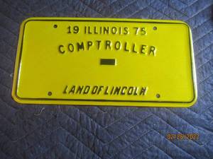 lot 222 image: VINTAGE 1975 ILLINOIS COMPTROLLER LICENSE PLATE