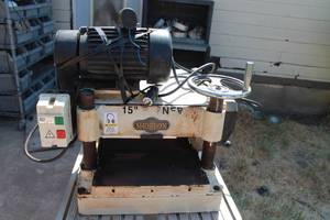 lot 3 image: SHOP FOX 15 PLANER WOOD STOCK INTERNATIONAL