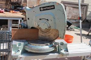 lot 5 image: HITACHI 15 MITER SAW C15FB&nbsp