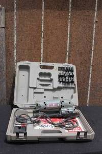 lot 30 image: PORTER CABLE PROFILE SANDER 444 WITH ACCESSORIES&nbsp AND CARRY CASE&nbsp
