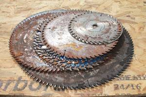 lot 59 image: TOTAL OF 12 ASSORTED SIZE MITER SAW BLADES&nbsp ( 6 - 18)