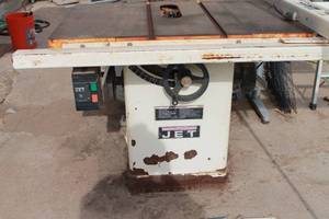 lot 65 image: JET TILTING 10 ARBOR TABLE SAW JTAS10-1