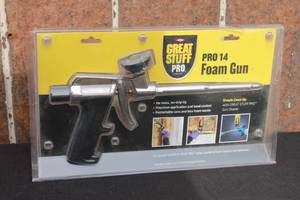 lot 68 image: GREAT STUFF PRO 14 FOAM GUN&nbsp