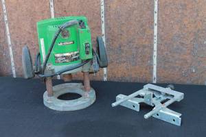 lot 82 image: HITACHI TR-12&nbsp 12 ROUTER&nbsp