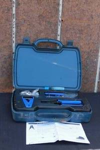 lot 93 image: DATA SHARK KIT WITH CARRY CASE&nbsp