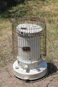 lot 95 image: DURAHEAT KEROSENE HEATER DH2304&nbsp