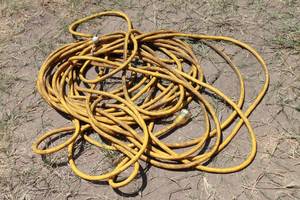 lot 104 image: YELLOW JACKET HEAVY DUTY EXTENSION CORD&nbsp