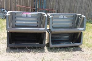 lot 114 image: TOTAL OF 4 STACKABLE STORAGE BINS&nbsp  SEE PICS&nbsp