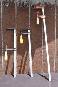 lot 122 image: TOTAL OF&nbsp 3 QUICK GRIPS&nbsp
