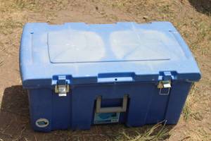 lot 128 image: STERILITE MOBILE TOOL BOX 1842
