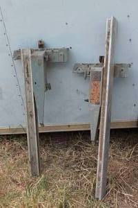 lot 140 image: TOTAL OF 2 UNIFENCE SAW GUIDES&nbsp