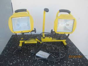 lot 24 image: DUAL WORKFORCE JOB LIGHT&nbsp