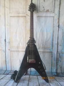 lot 55 image: ARBOR ELECTRIC GUITAR&nbsp