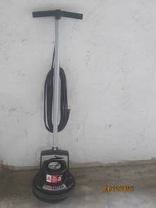 lot 88 image: ORECK XL ORB7OOMB