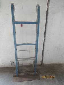 lot 129 image: APPLIANCE HAND TRUCK DOLLY&nbsp