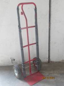 lot 130 image: APPLIANCE HAND TRUCK DOLLY&nbsp